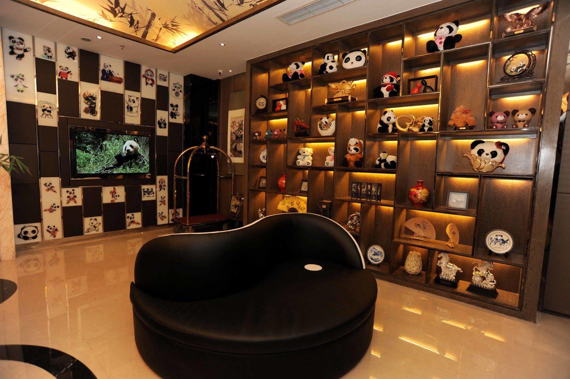 Chengdu Panda Prince Culture Hotel Экстерьер фото
