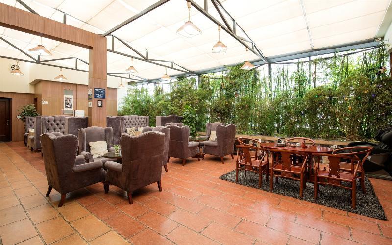 Chengdu Panda Prince Culture Hotel Экстерьер фото