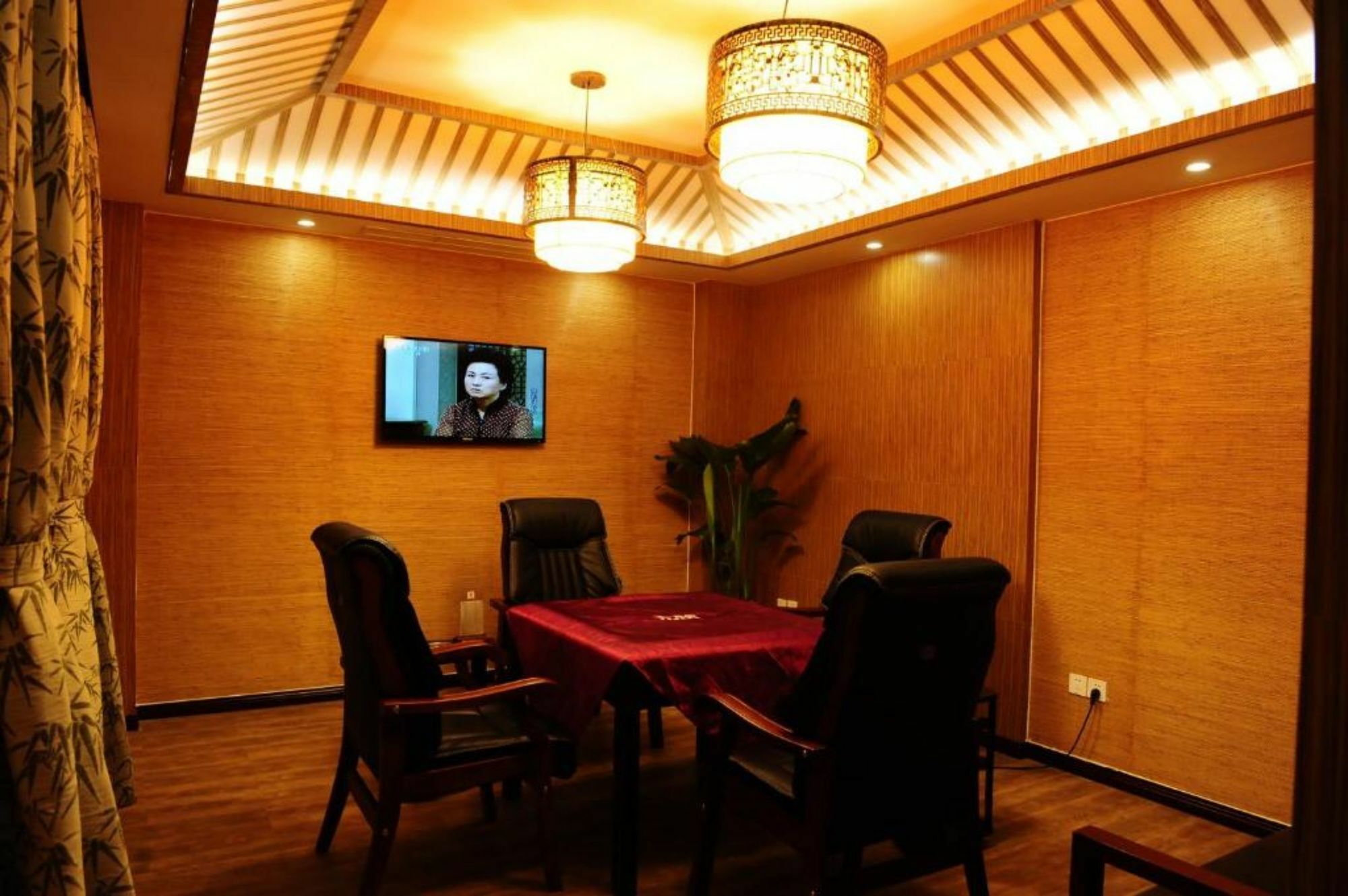 Chengdu Panda Prince Culture Hotel Экстерьер фото