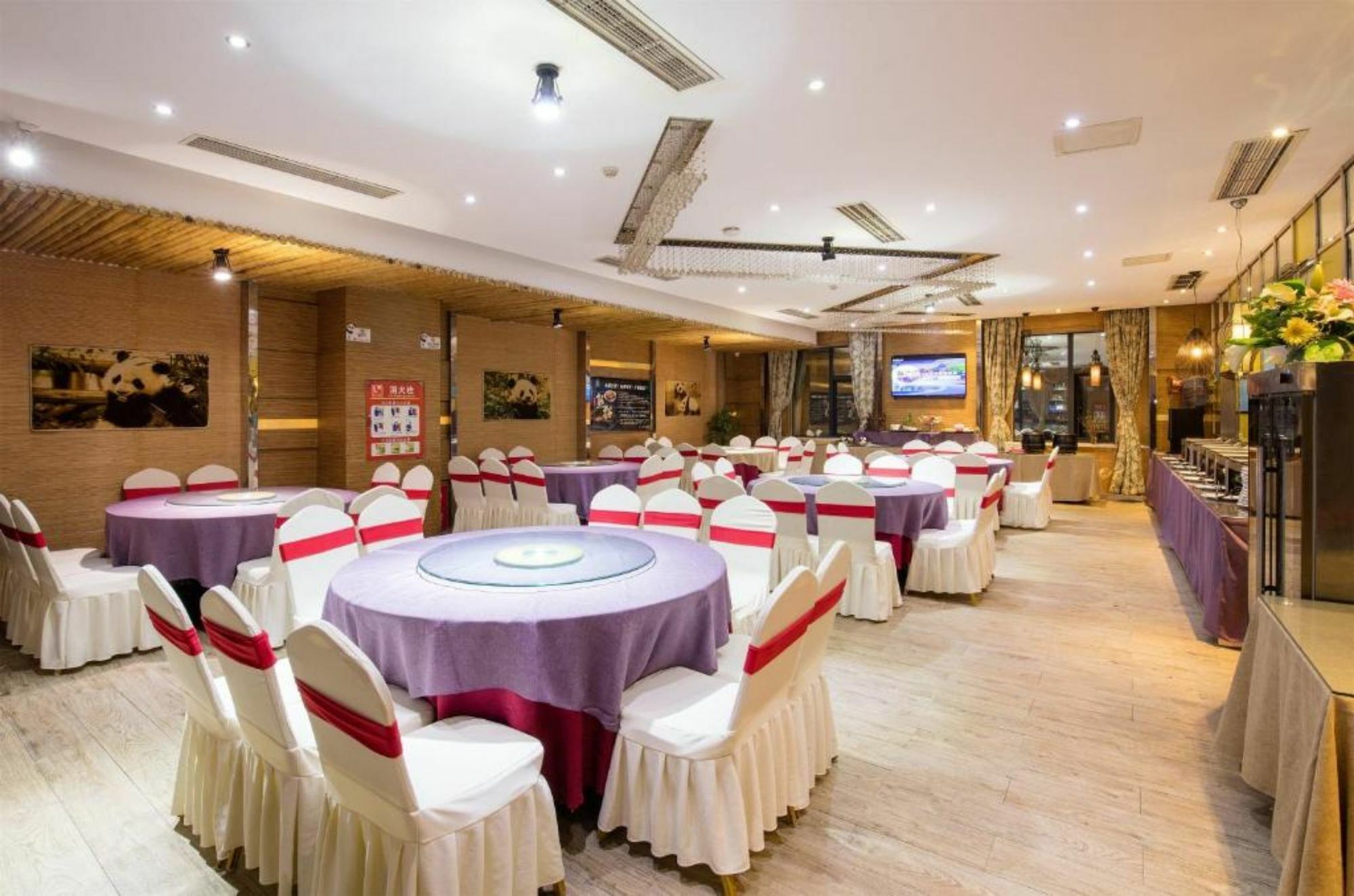 Chengdu Panda Prince Culture Hotel Экстерьер фото